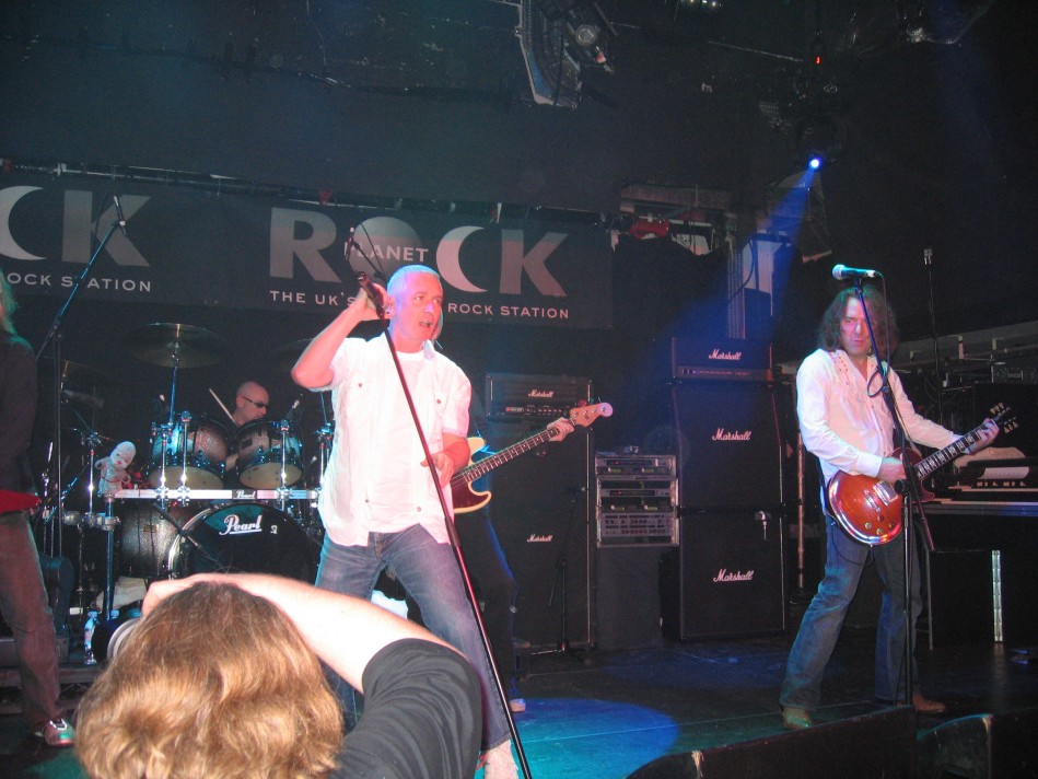 thunder planet rock xmas party 2006 035
